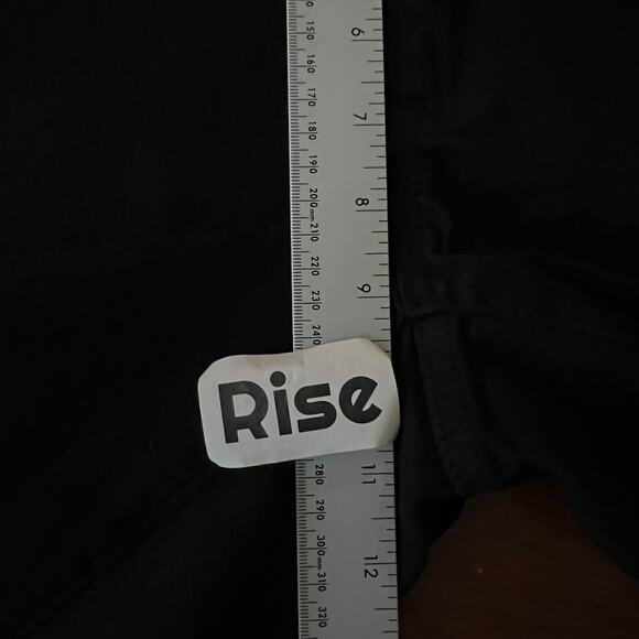 NWT Seven7 Women's 6 Bermuda Shorts Relaxed Fit Mid Rise Fray Hem Stretch Casual - Picture 13 of 15